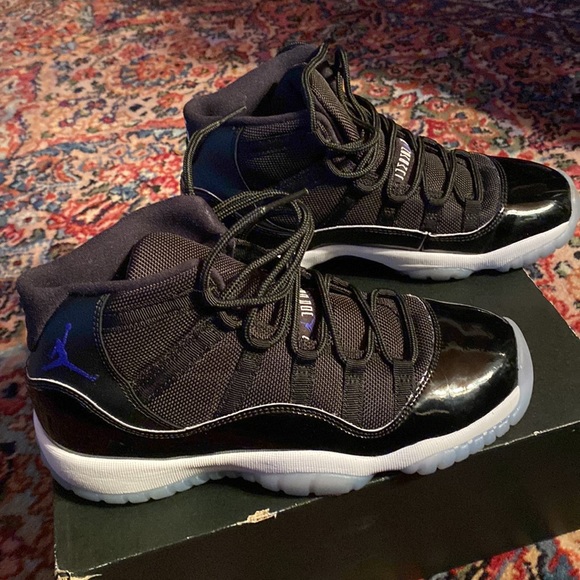 Air Jordan 11 retro - Picture 4 of 13